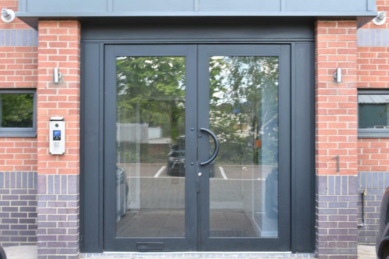 Watford Apartments Century House, Self Contained Units Exterior foto