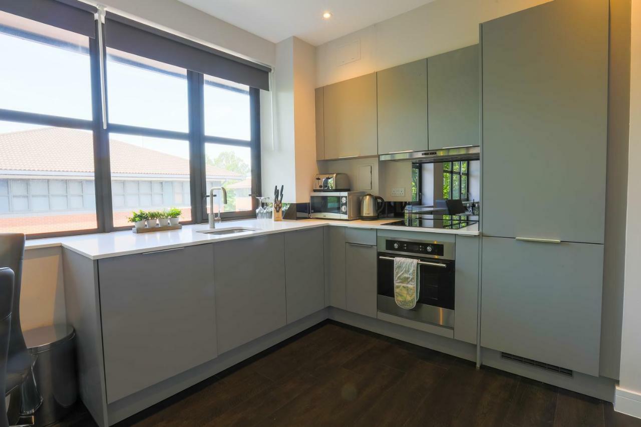Watford Apartments Century House, Self Contained Units Exterior foto